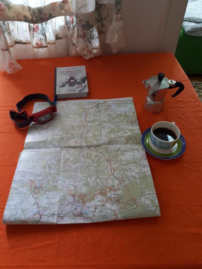 Cozy Hikers Flat Lägenhet Belgrad Exteriör bild