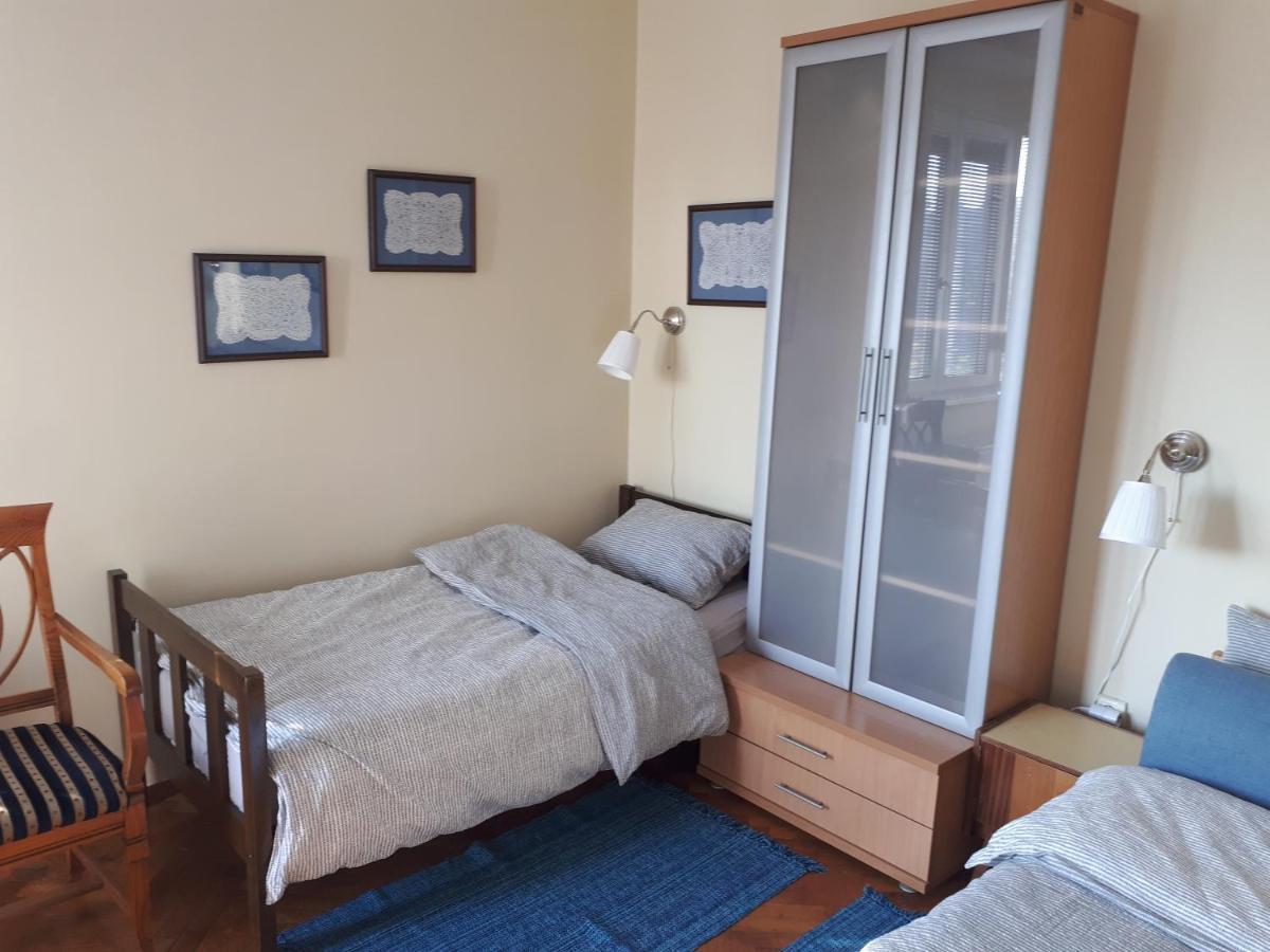 Cozy Hikers Flat Lägenhet Belgrad Exteriör bild