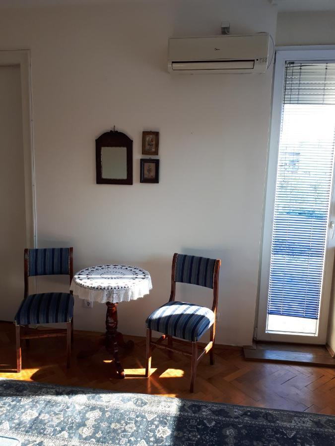 Cozy Hikers Flat Lägenhet Belgrad Exteriör bild